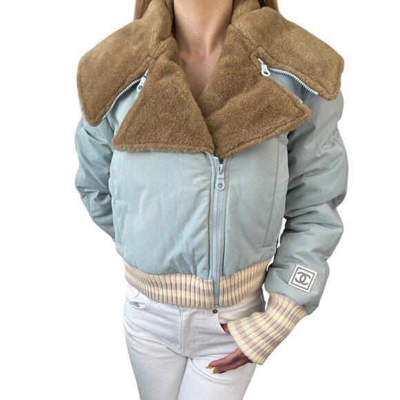 CHANEL Sport Vintage 01A CC Mark Logo Puffer Jacket Blue Cream [105114] - Picture 1 of 12